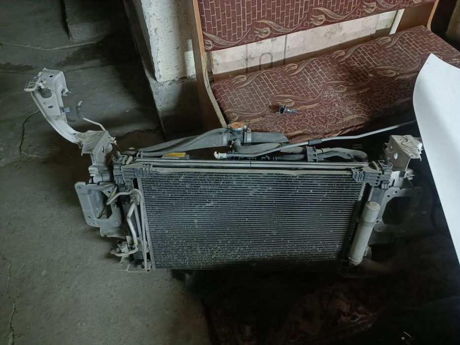 Mitsubishi Lancer 2008  Радиатор Фара