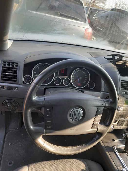 VW Touareg 2.5 R5 ,автомат,174 к.с. ,60 бр. на части