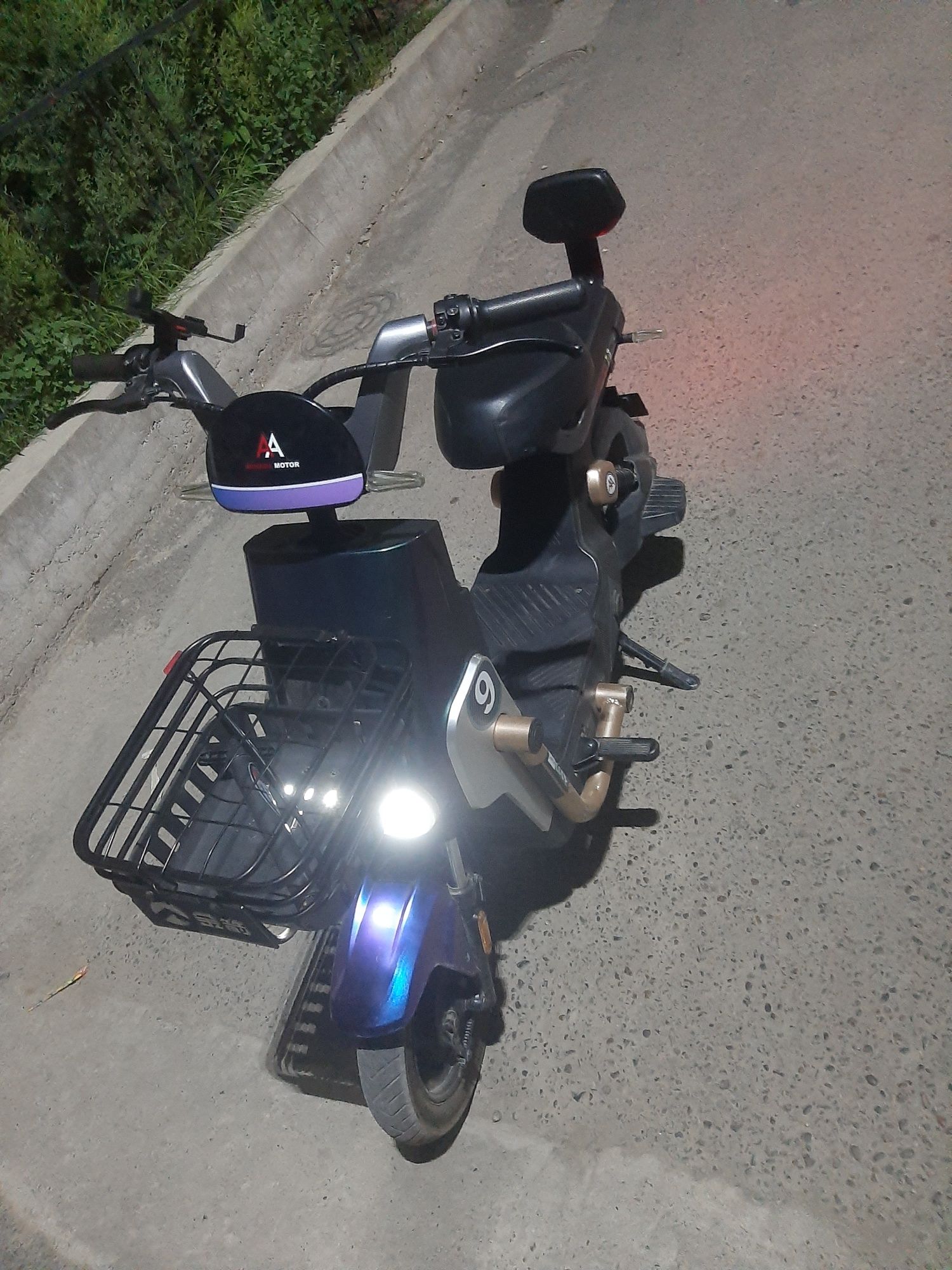 Electro skuter L 9 arzon naxlarda Скутер