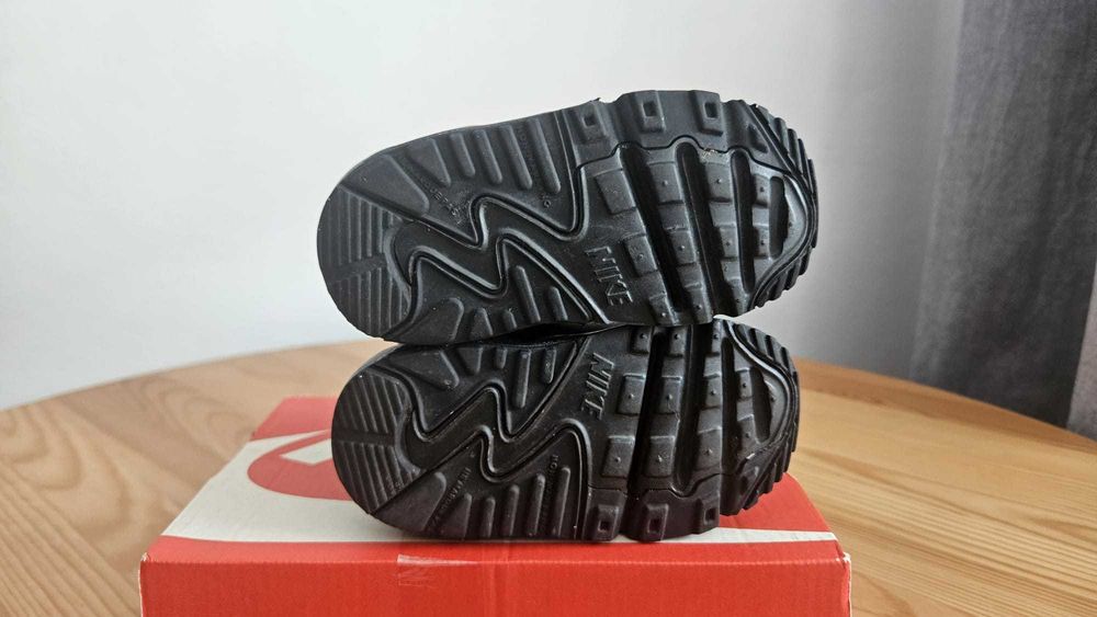 Adidasi baieti, Nike, marimea 21