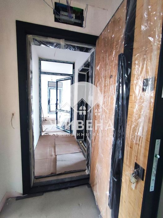 Продава се Тристаен апартамент в Варна, Погреби - 100 кв.м за 1400 €/кв.м - Снимка #12