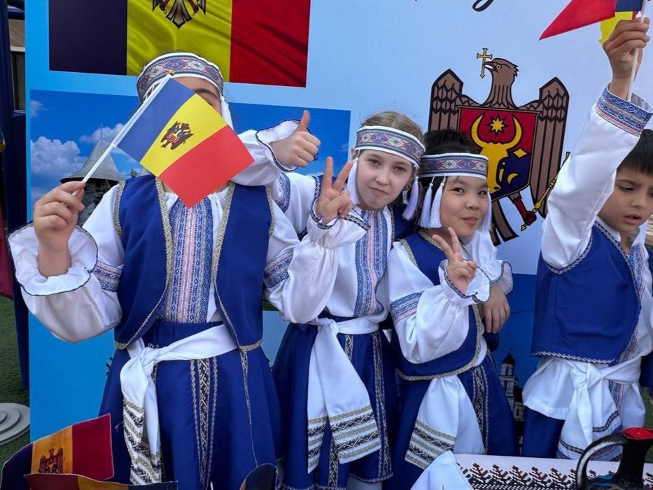 Прокат танцевальных костюмов