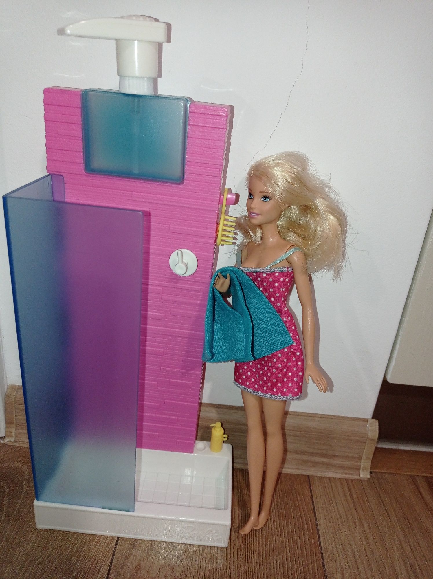 Barbie. Душ кабина DVX51