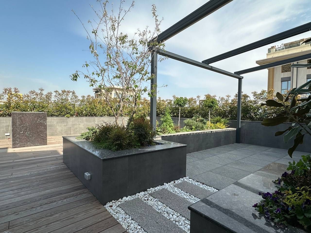 Mirabad Avenue Продается 4 комнатная коробка Госпитальный ул.Кунаева