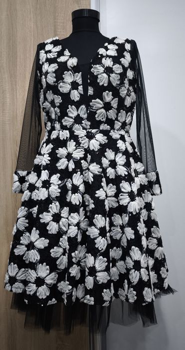 Официална дамска рокля