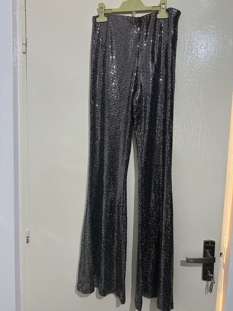 Pantaloni cu paiete dama L