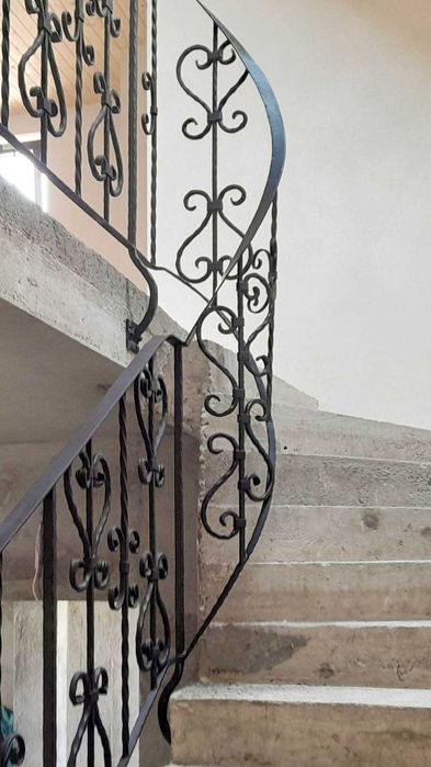 Balustrade Metalice & Fier Forjat • Balcoane la Comandă