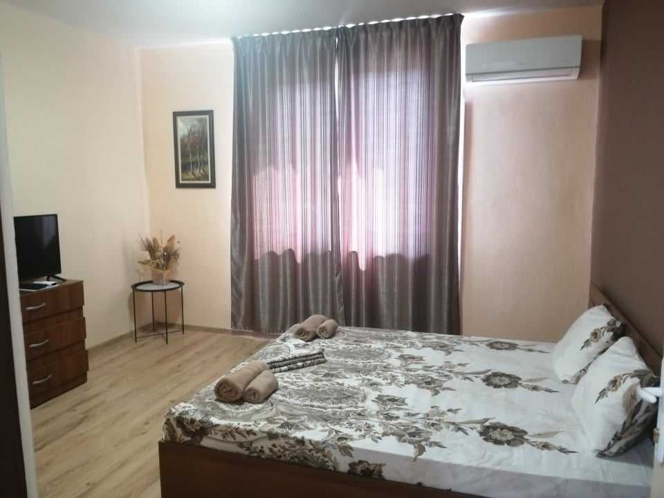 Продавам къща в с.Мадара