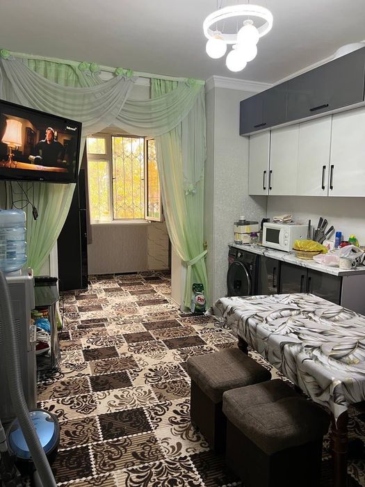 Продаётся 4х комнатная квартира с хорошим ремонтом на Куйлюк 5 массиве