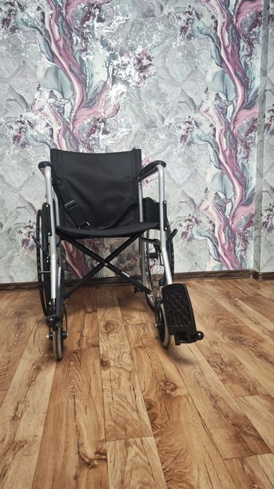 Инвалидное кресло