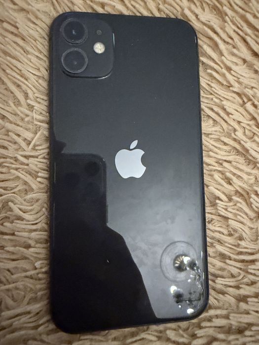 Iphone 11, 128 гб, аккумлятор 80%, коробка имеется.