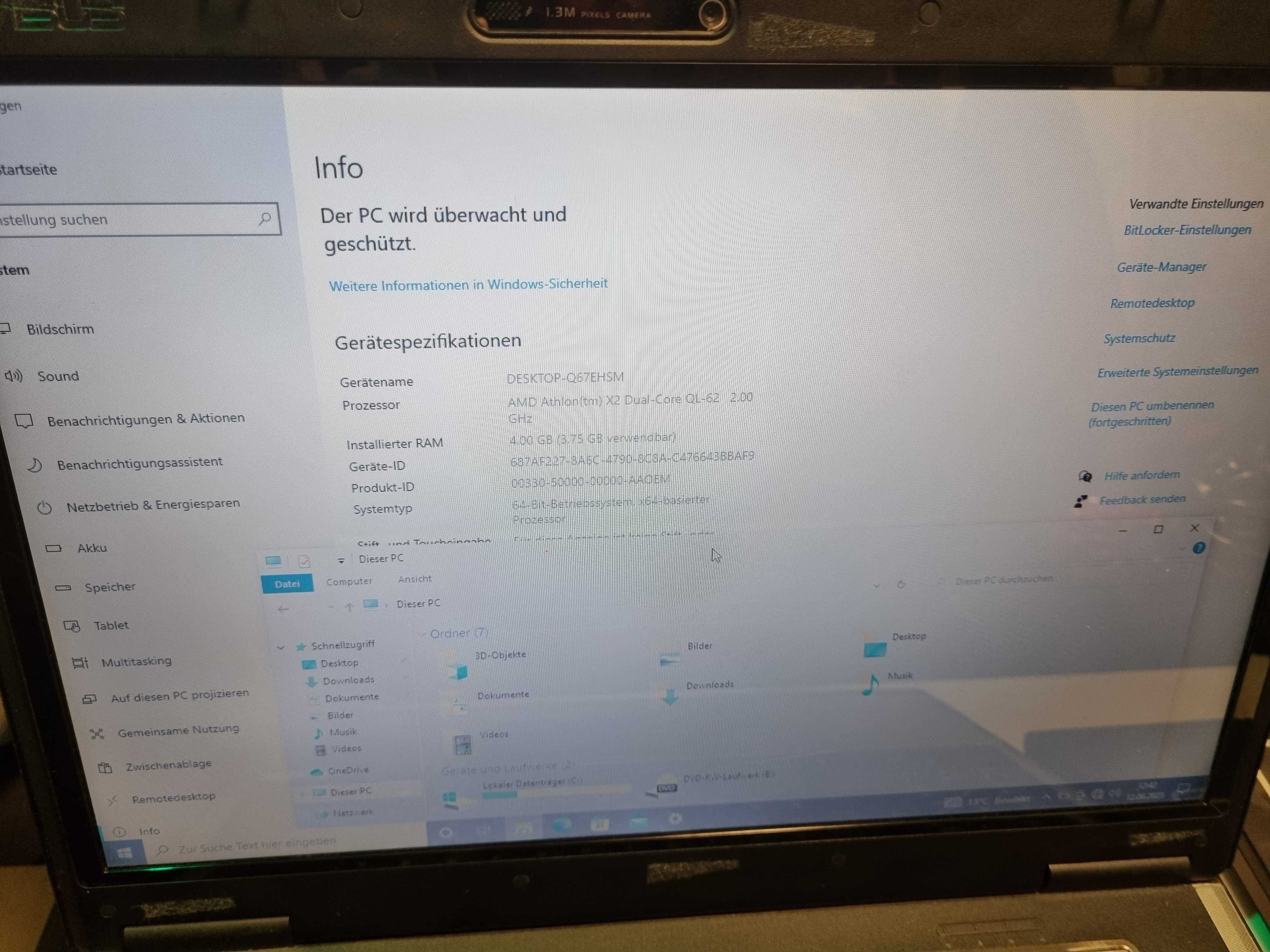 Laptop "17 Asus F72 Dual core 2ghz Windows 10