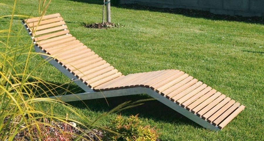 Продам лежак из металла