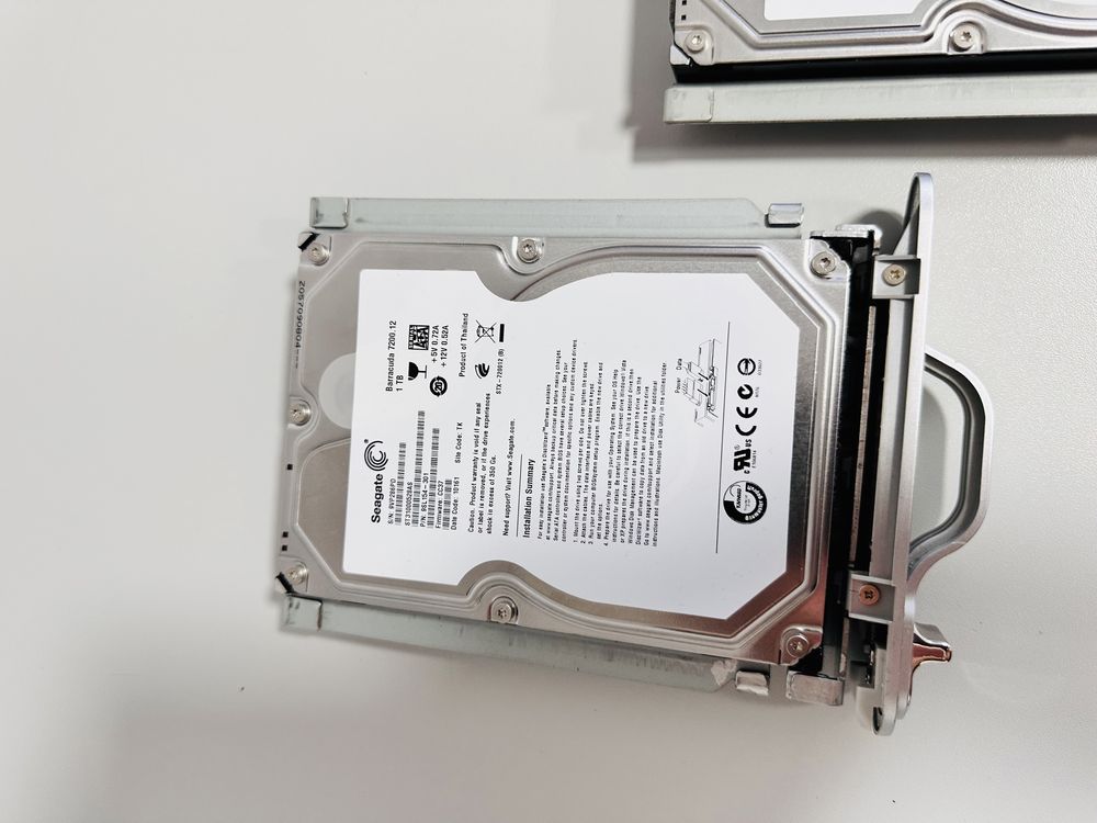 Unitate iomega cu 2 harduri Seagate 1TB-7200rpm,stare perfectă!