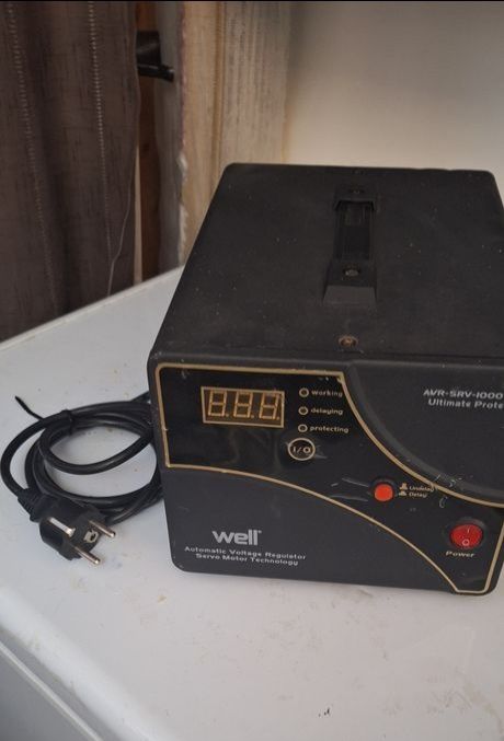Stabilizator automat de tensiune Well