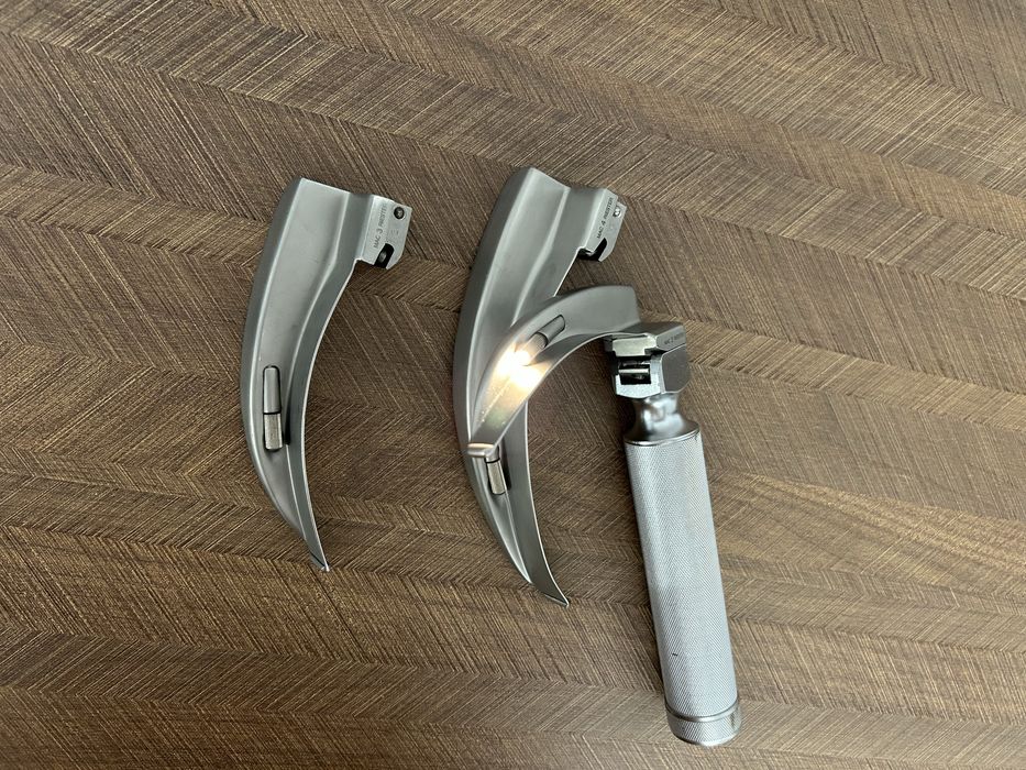 Ларингоскоп Reistrer ri-standart с директно осветяване [неупотребяван]