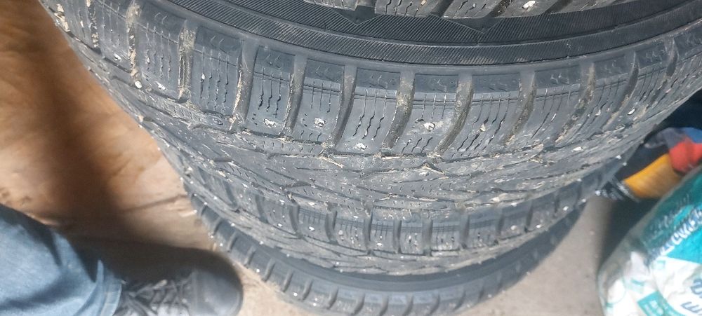 Кыскы донгелек сатылады жакдайы жаксы нокион  215.65 р16.саудасы бар.