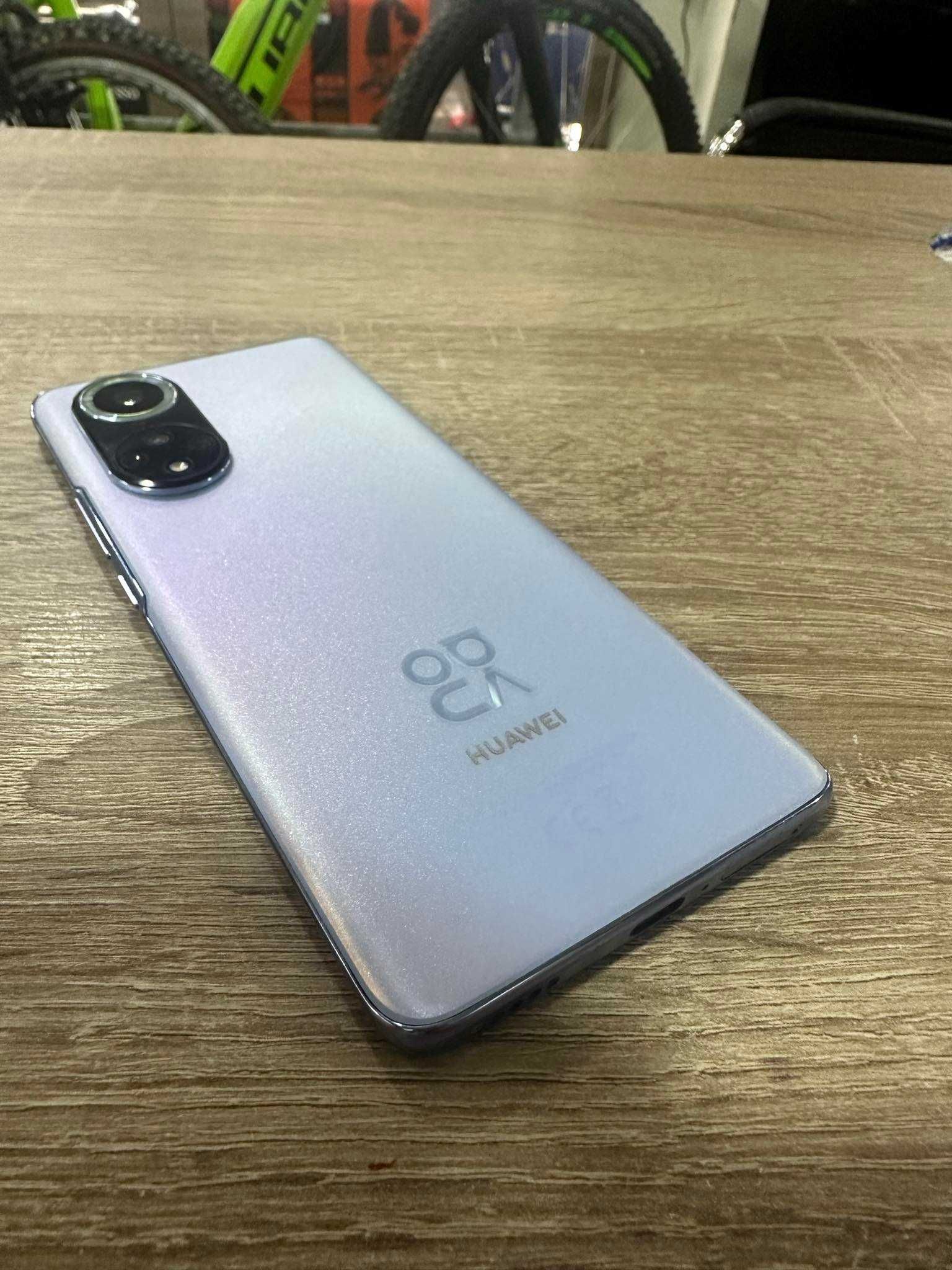 Продавам Мобилен Телефон Huawei Nova 9
