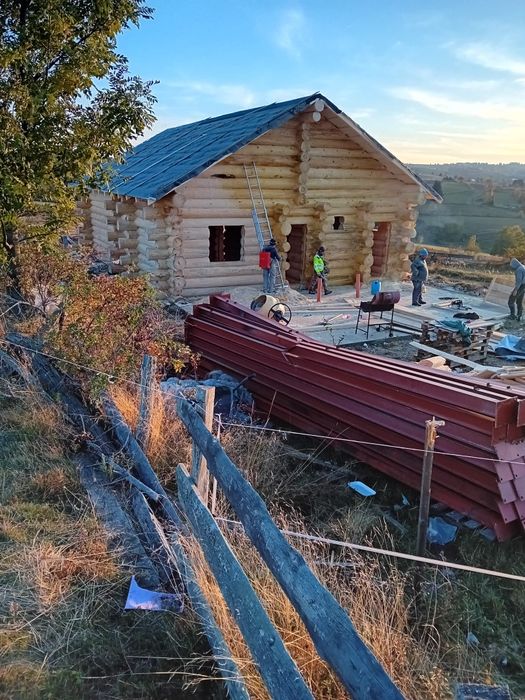 Cabane lemn rotund