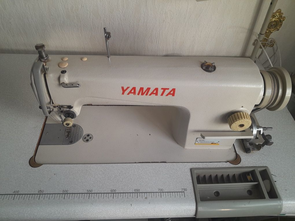 Tikuv mashinasi YAMATA FY8700