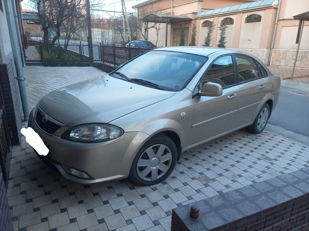 Daewoo Chevrolet Gentra Lacetti 2015 г.в., автомат