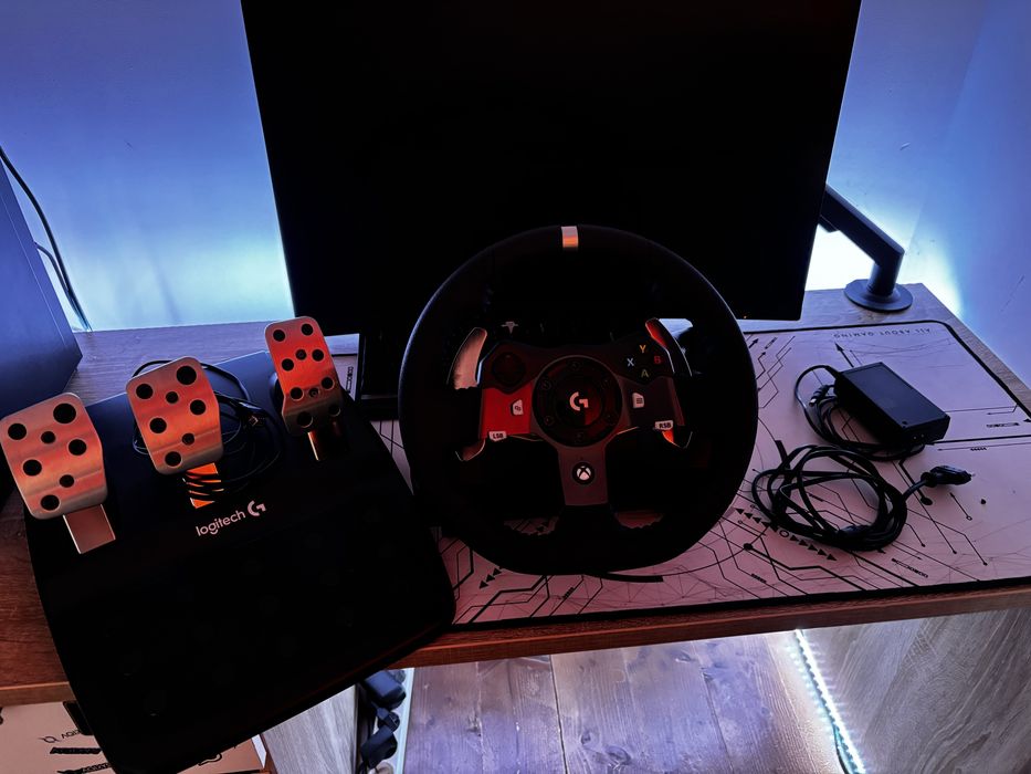 Volan Logitech Driving Force G920 pentru PC, Xbox ONE