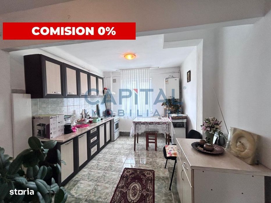 Vanzare apartament cu 3 camere, etaj intermediar, zona Bucium, Manastu