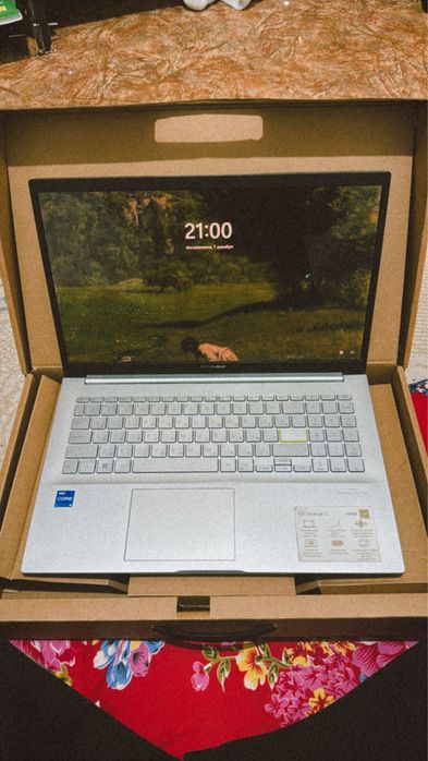 Продаю ноутбук ASUS Vivibook K513E.