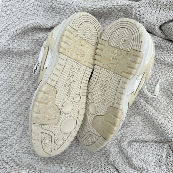 Off-White Out Of Office Cream White