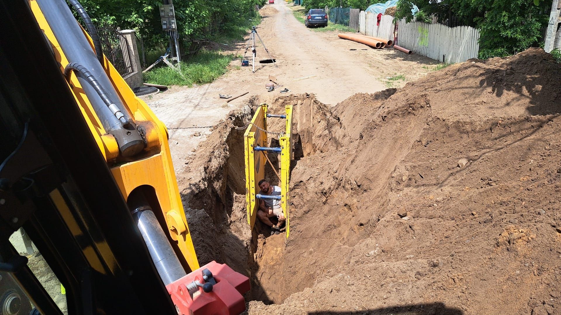 Executam Lucrari De Construcții