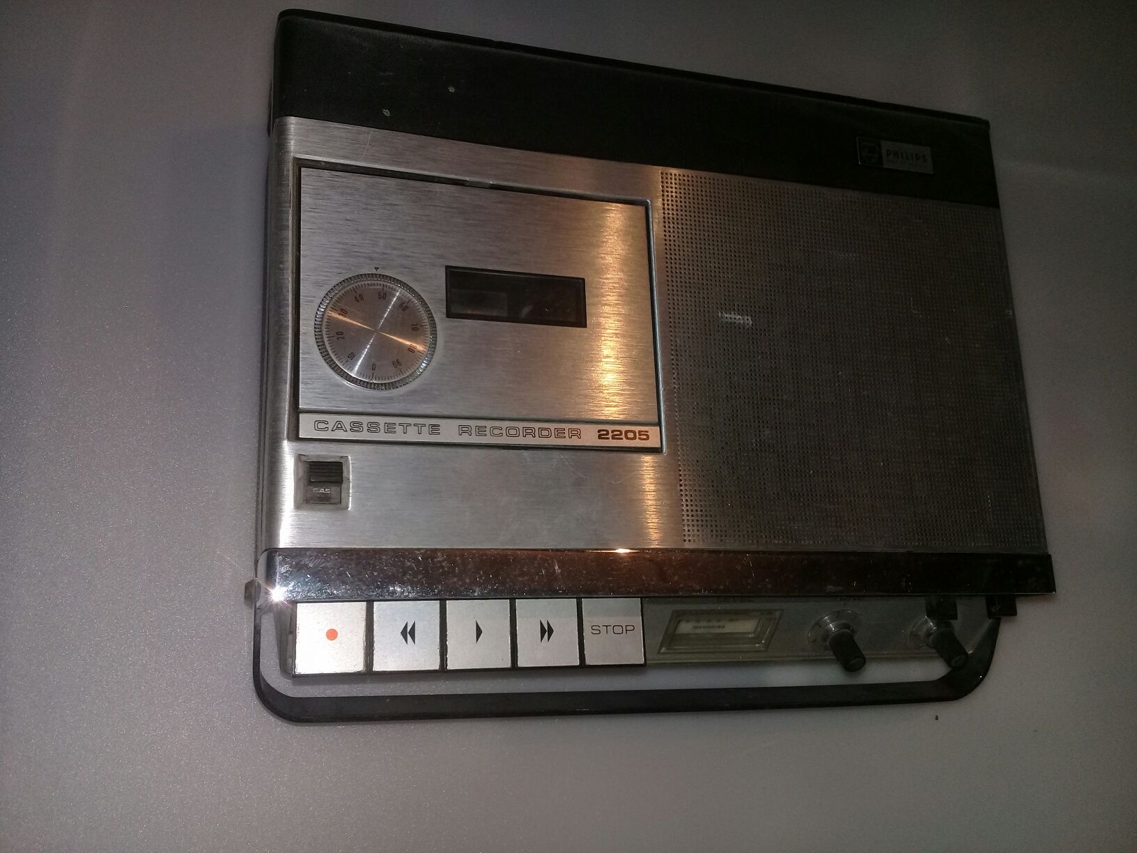 Reportofon portabil vechi 1969 philips 2205