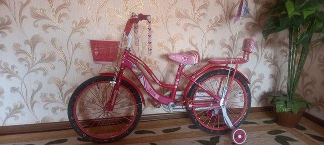 Велосипед для девочек.