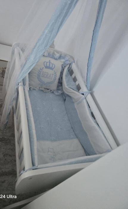 Бебешко легло почти не исползван