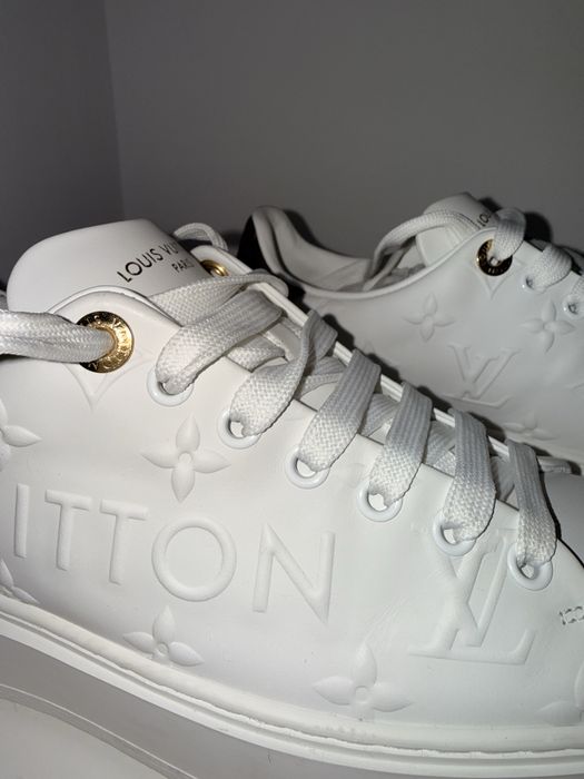 Adidasi Louis Vuitton
