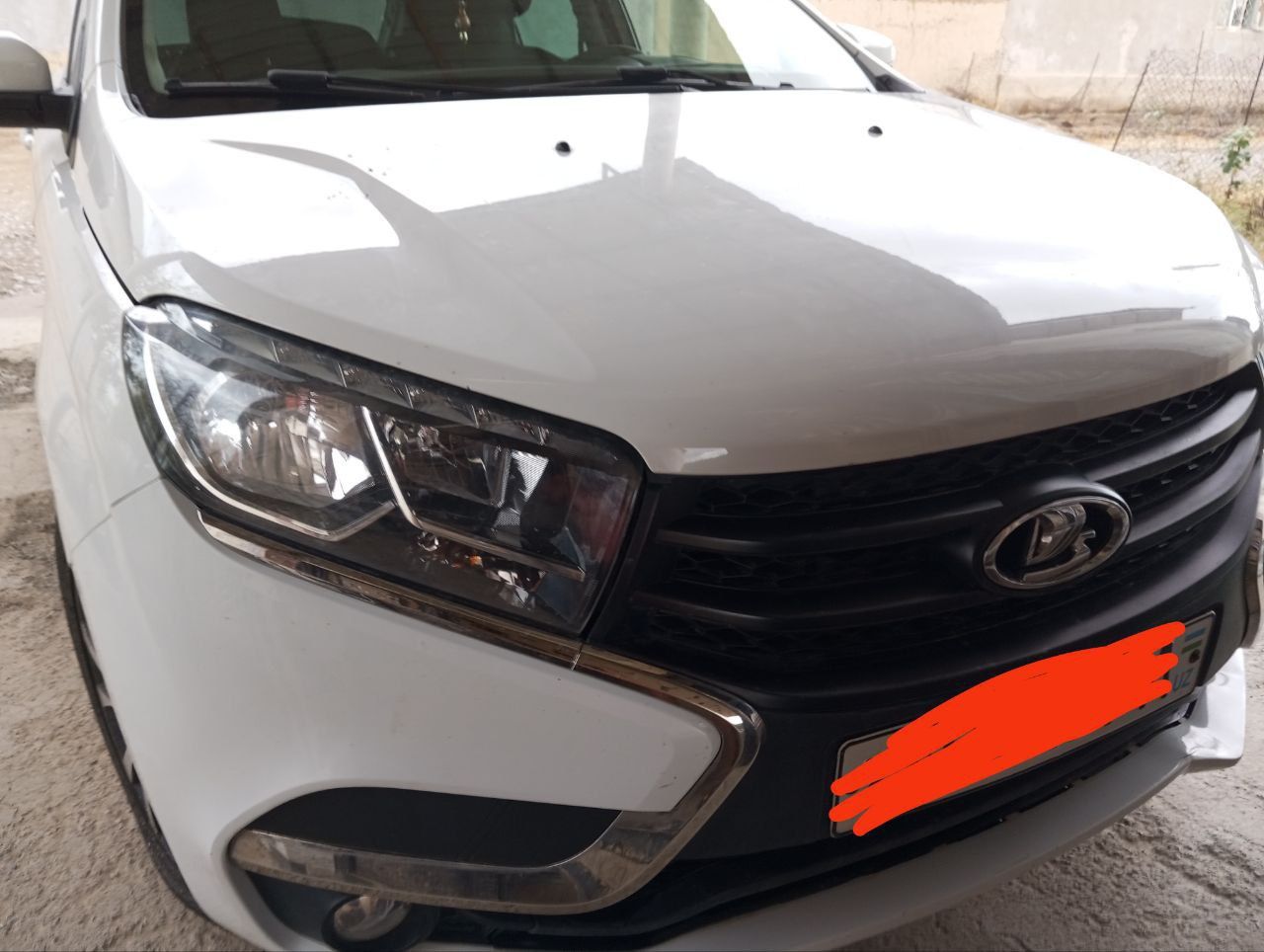 Lada xray 1.8 продаетса