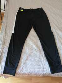 Pantaloni de trening Nike