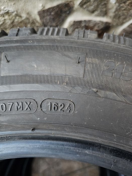 Anvelope Michelin 215/65 R16C Iarna