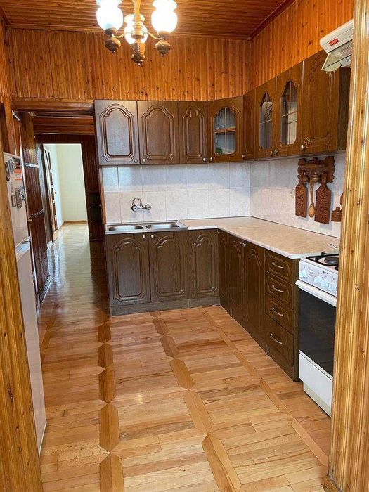 Продаётся 4комн/6/9 Госпиталка, Мирабадский р-н... KW8989