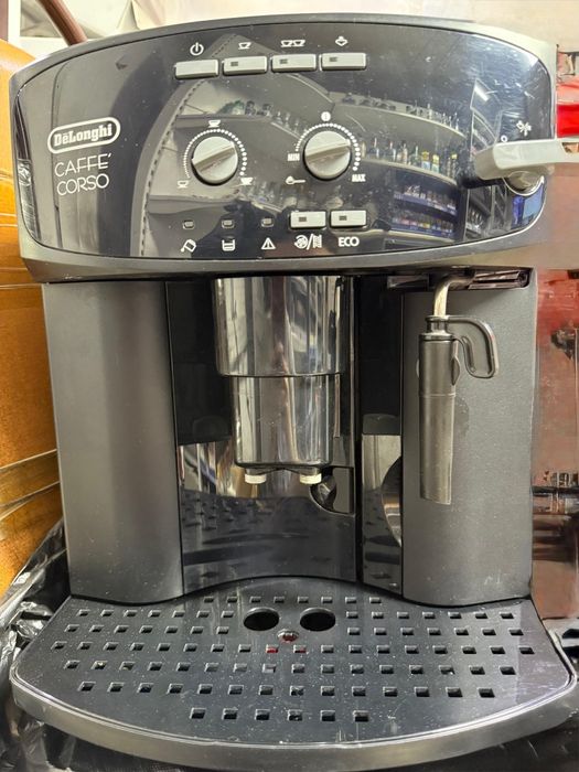 Кофемашина Delonghi ESAM 2600