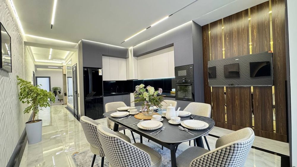 Срочно продаётся 3 ком Новостройка Яккасарой район