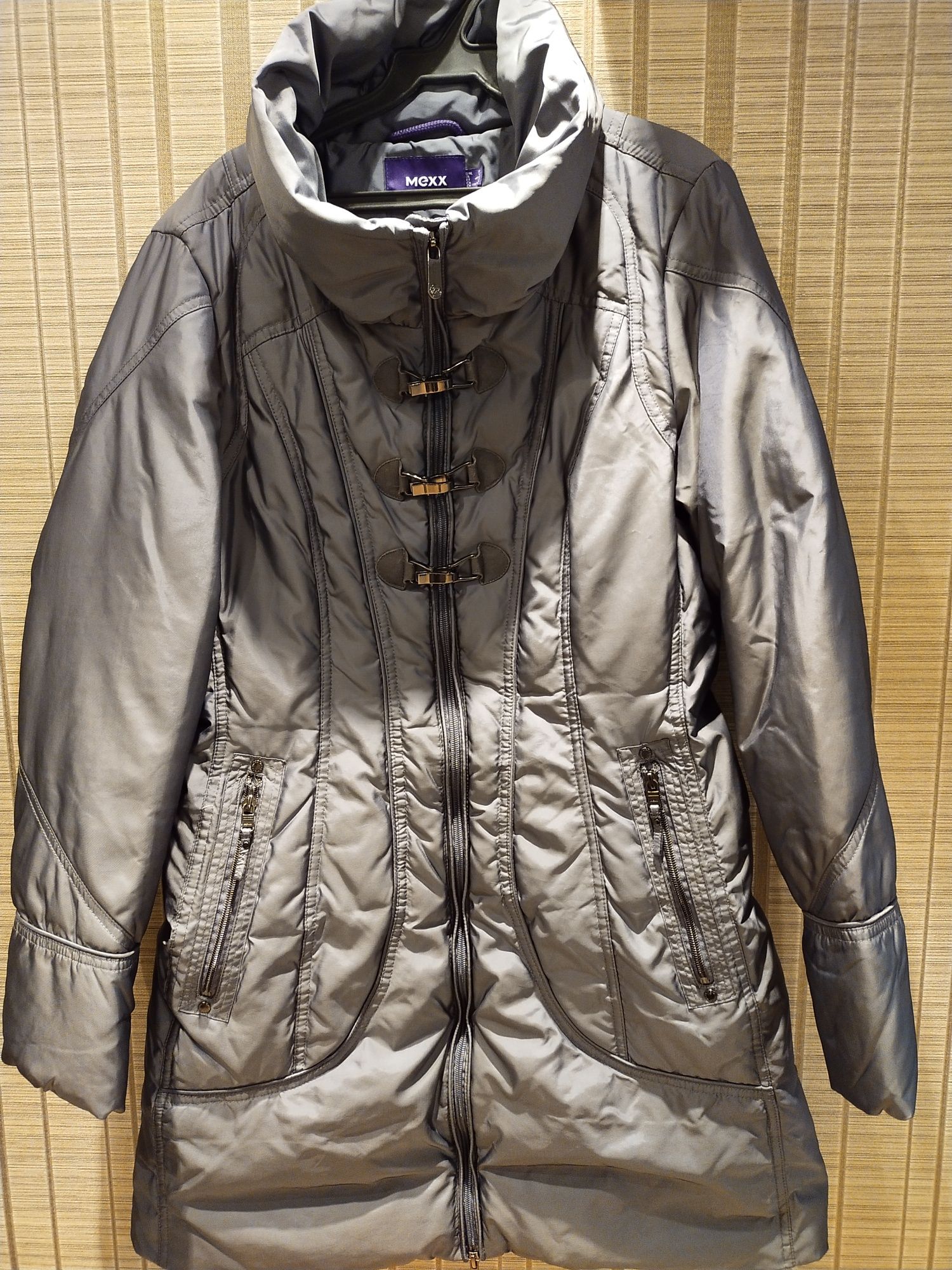 Куртки женские,осень, зима. 48-50размер