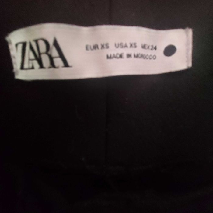 Pantaloni culotte Zara