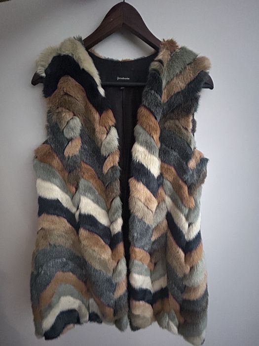 Дамски елек от изкуствен косъм Stradivarius