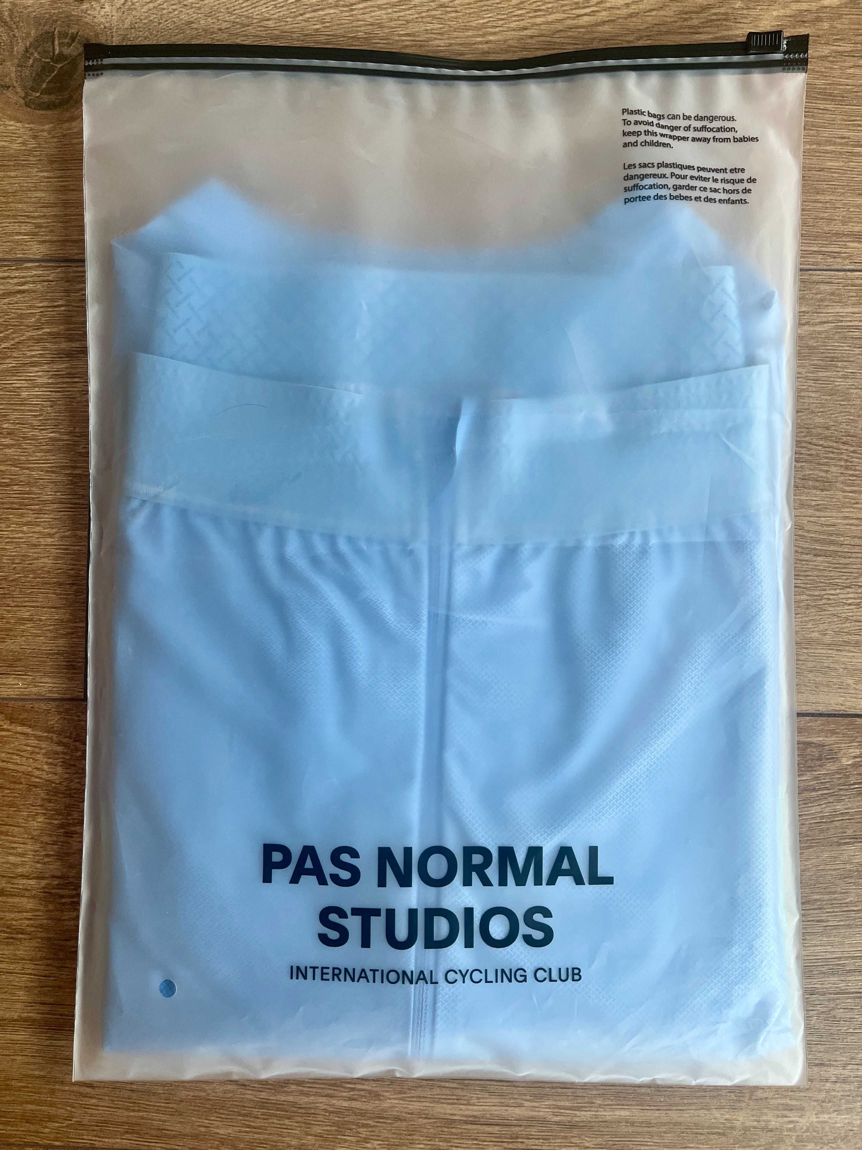 Мъжка колоездачна фланелка Pas Normal Studios Solitude-Sky Blue Strip