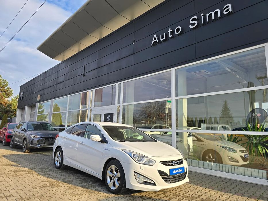 Hyundai i40 Keyless, LED, Piele, Scaune incalzite fata+spate, Scaun electric sofer