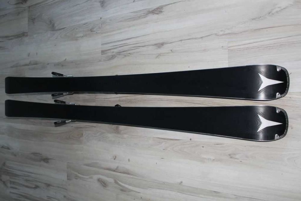 ATOMIC Redster Q7 Revoshock  176cm 160cm 152cm  2024