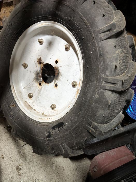 Vând accesorii Motocultor