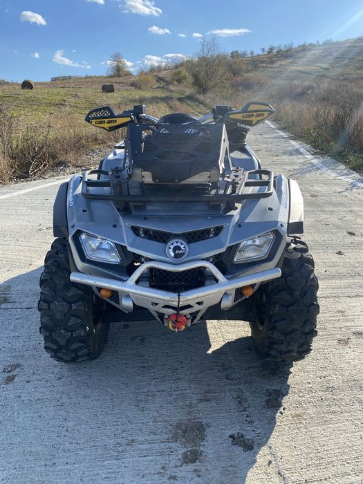 Can am outlander 800R XTP