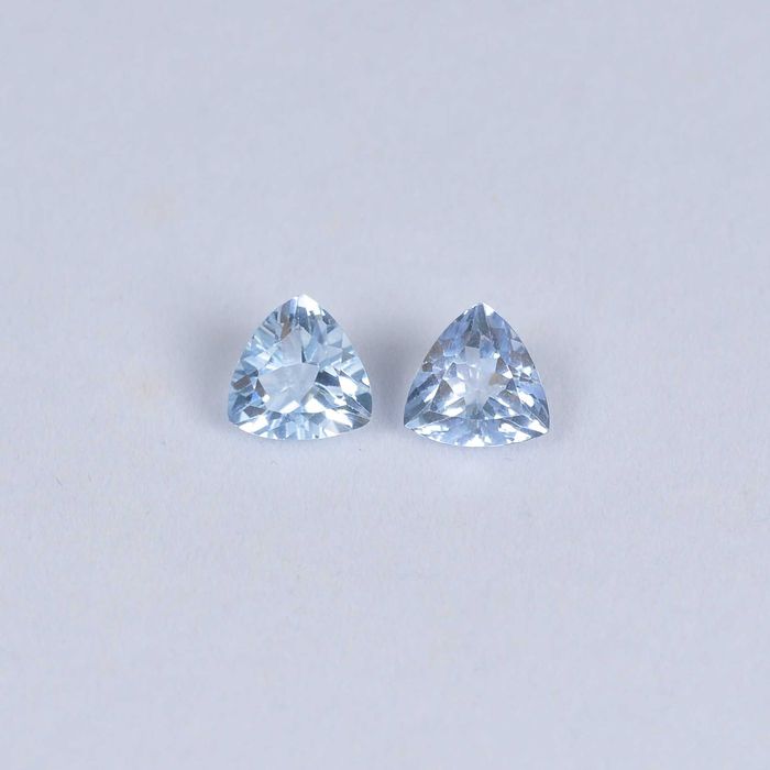 естествени аквамарини 2.54 карата