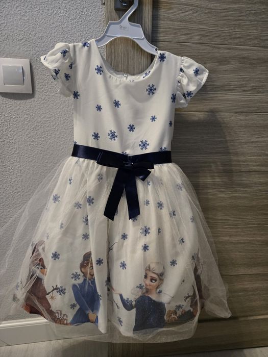 Платье  на девочку